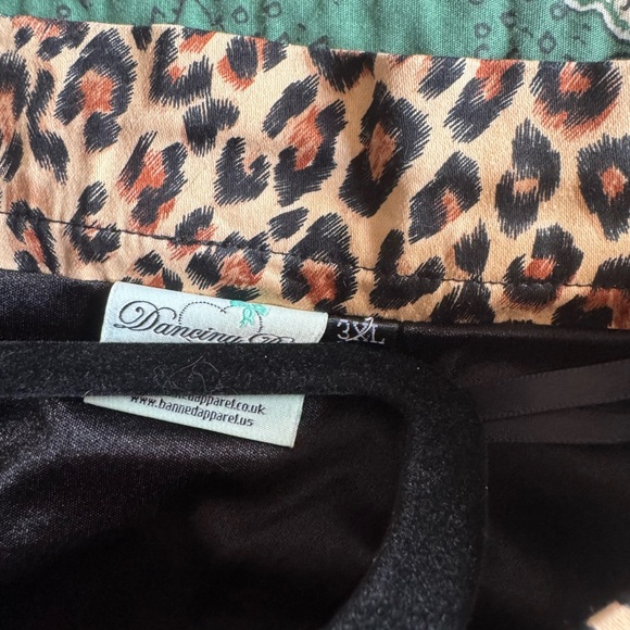 Leopard-Print Pencil Skirt in Brown - Picture 7 of 7